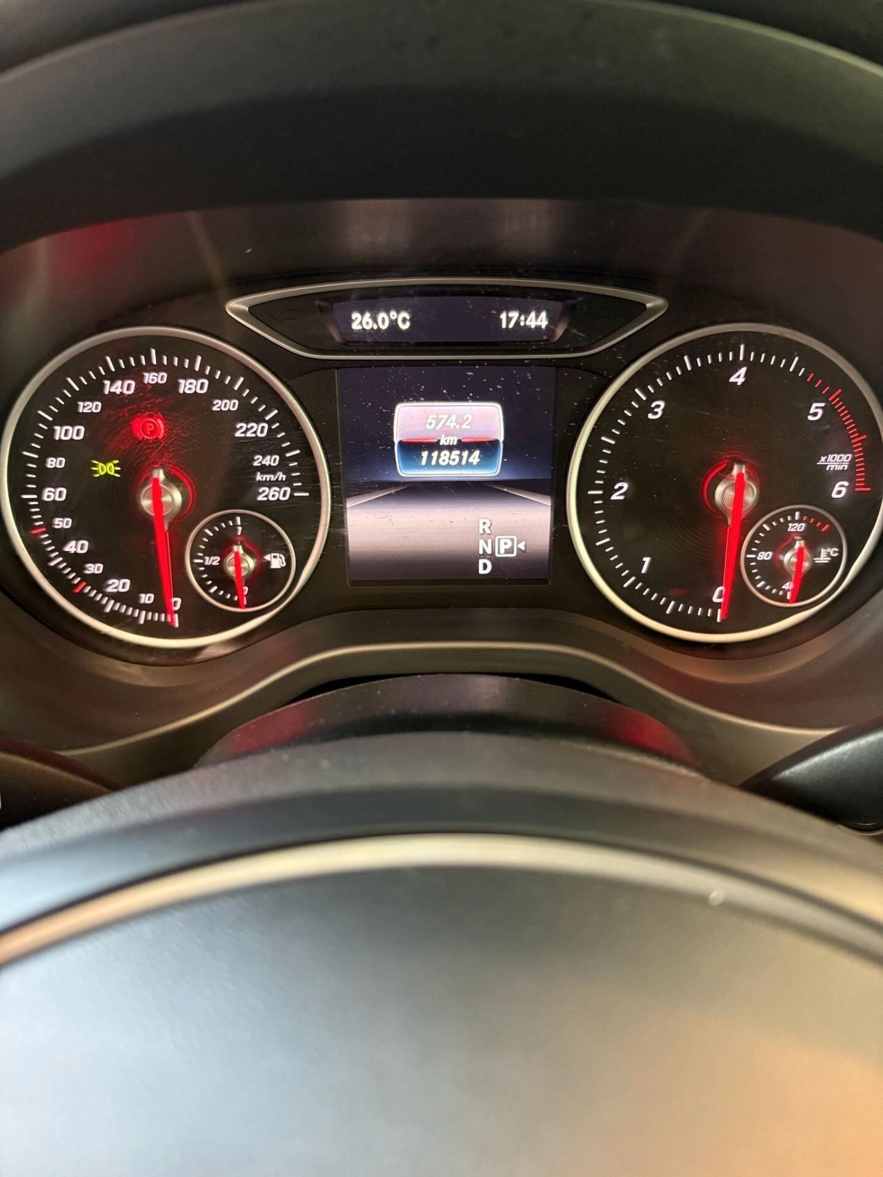 Mercedes-benz GLA 200 GLA 220 d Automatic Business