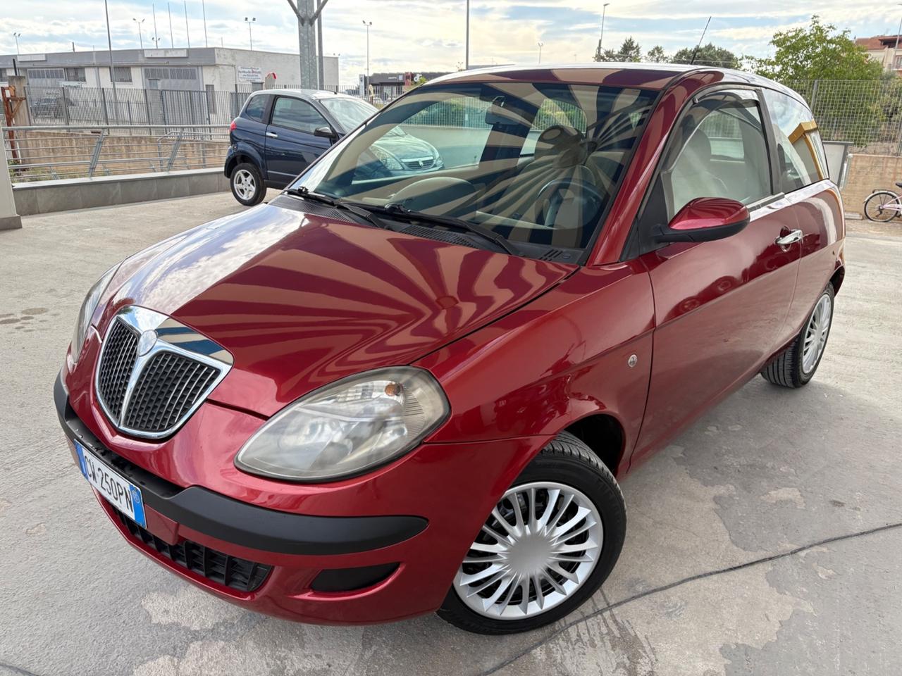 Lancia Ypsilon 1.3 Multijet 16V Argento