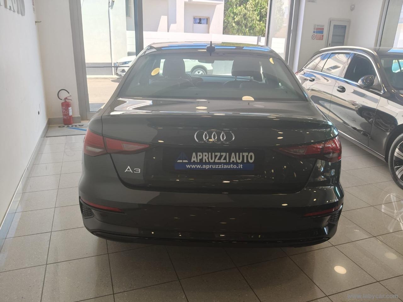 AUDI A3 Sedan 30 TDI Business Advanced