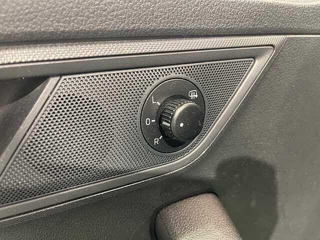 SKODA Fabia 1.0 MPI 60 CV Design Edition