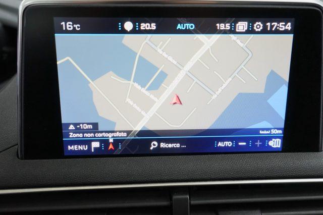 PEUGEOT 3008 BlueHDi 130 S&S EAT8 Business Uniprop. Tagliandata
