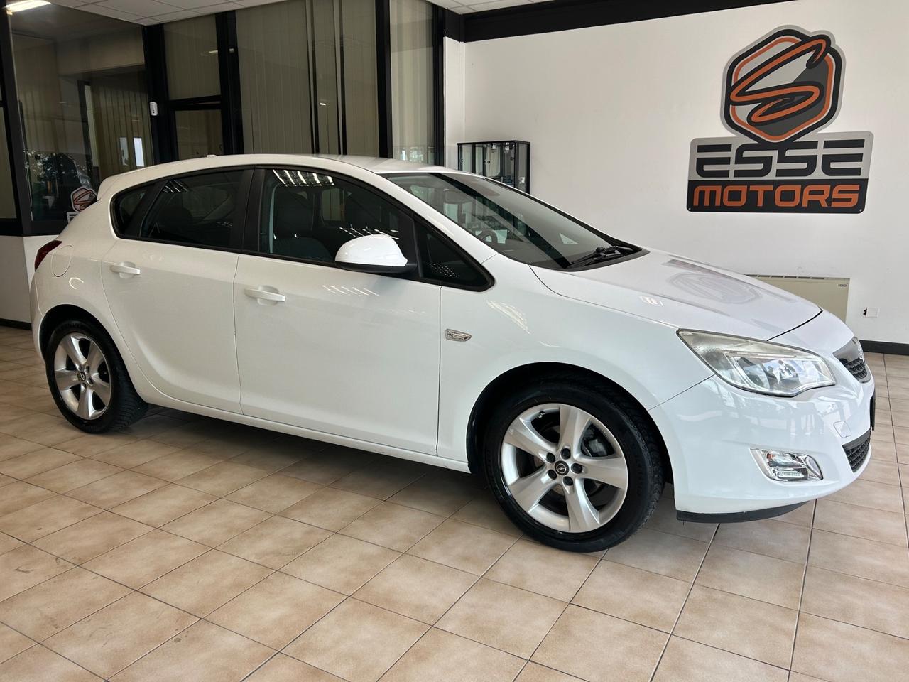 Opel Astra - 2010 1.4 GPL 100cv