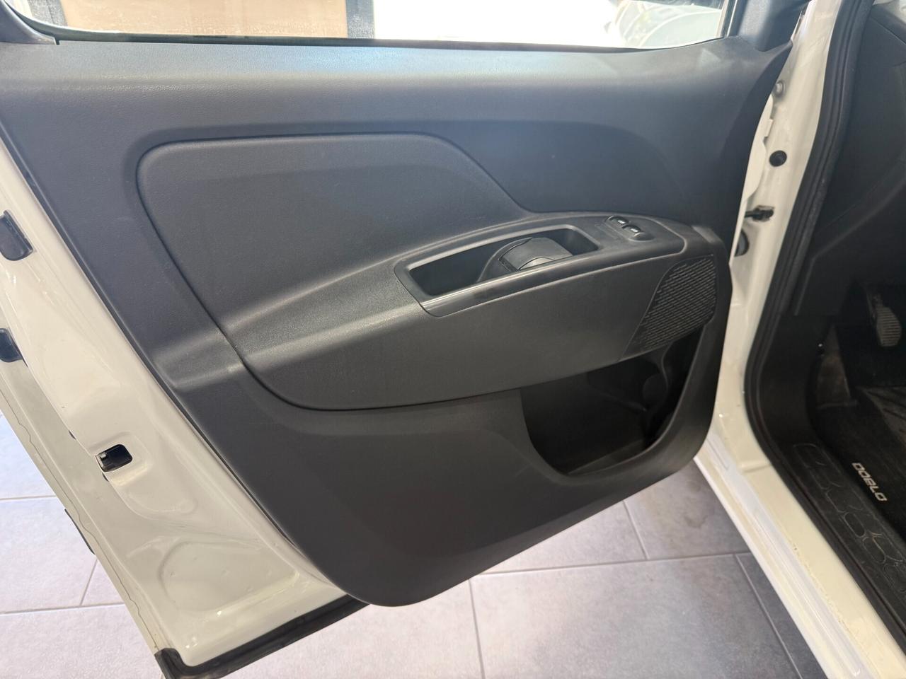 Fiat Doblo Doblò 1.3 Mjet 95cv E6D N1 Easy Combi - autocarro 5 posti