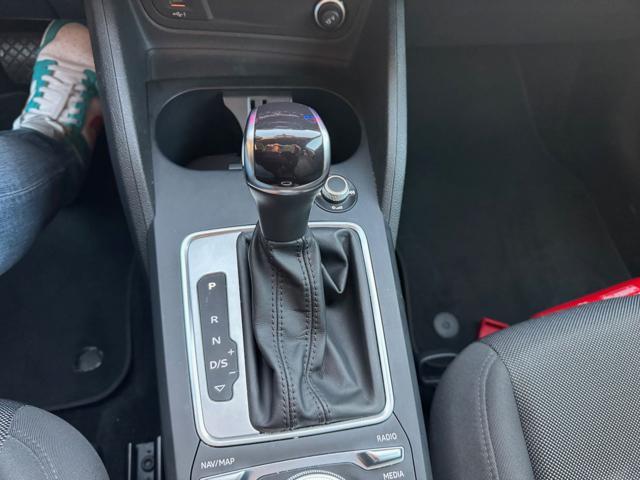 AUDI Q2 35 TFSI S tronic Business