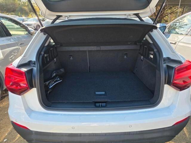 Q2 30 1.6 tdi Business s-tronic my20