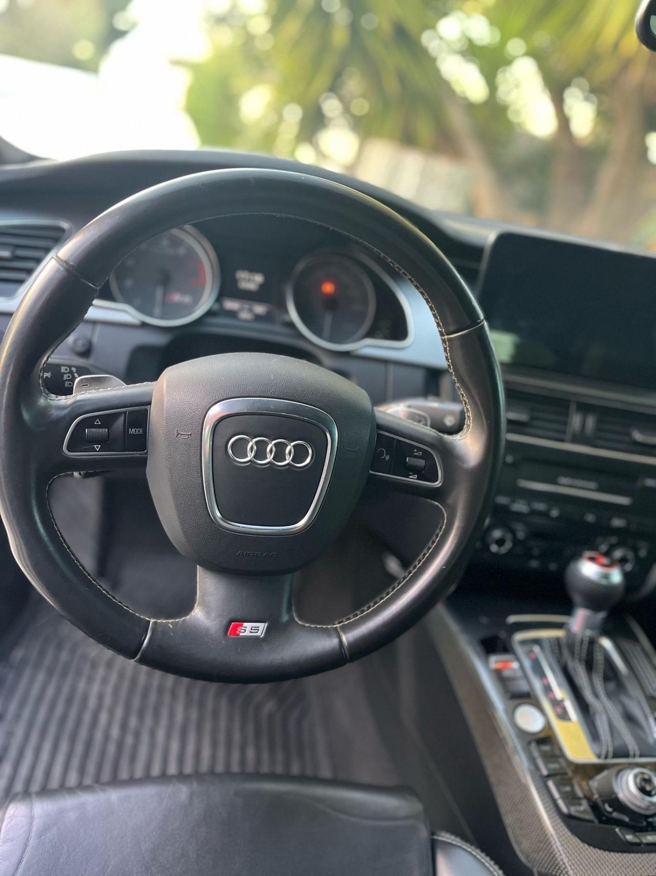 Audi S5 SPB 3.0 V6 TFSI quattro S tronic - 2011