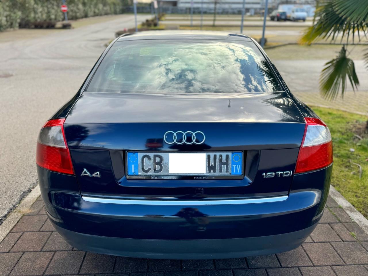 Audi A4 1.9 TDI/130 CV cat DISTRIBUZIONE NUOVA