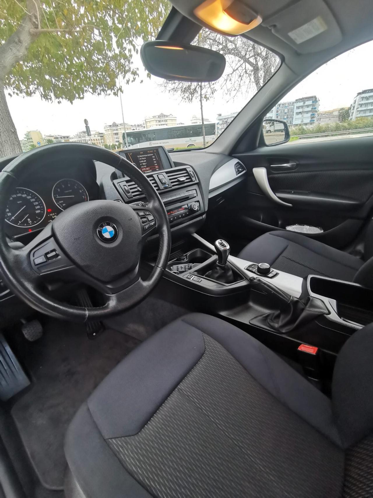 Bmw 116 5p. Sport solo km.86000