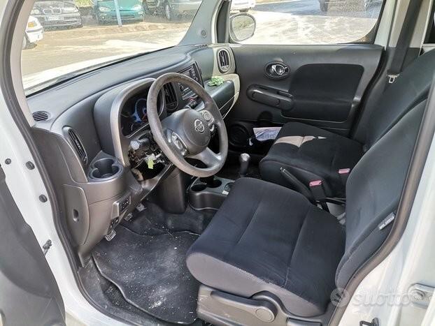 Nissan Cube 1.6cc - 2010