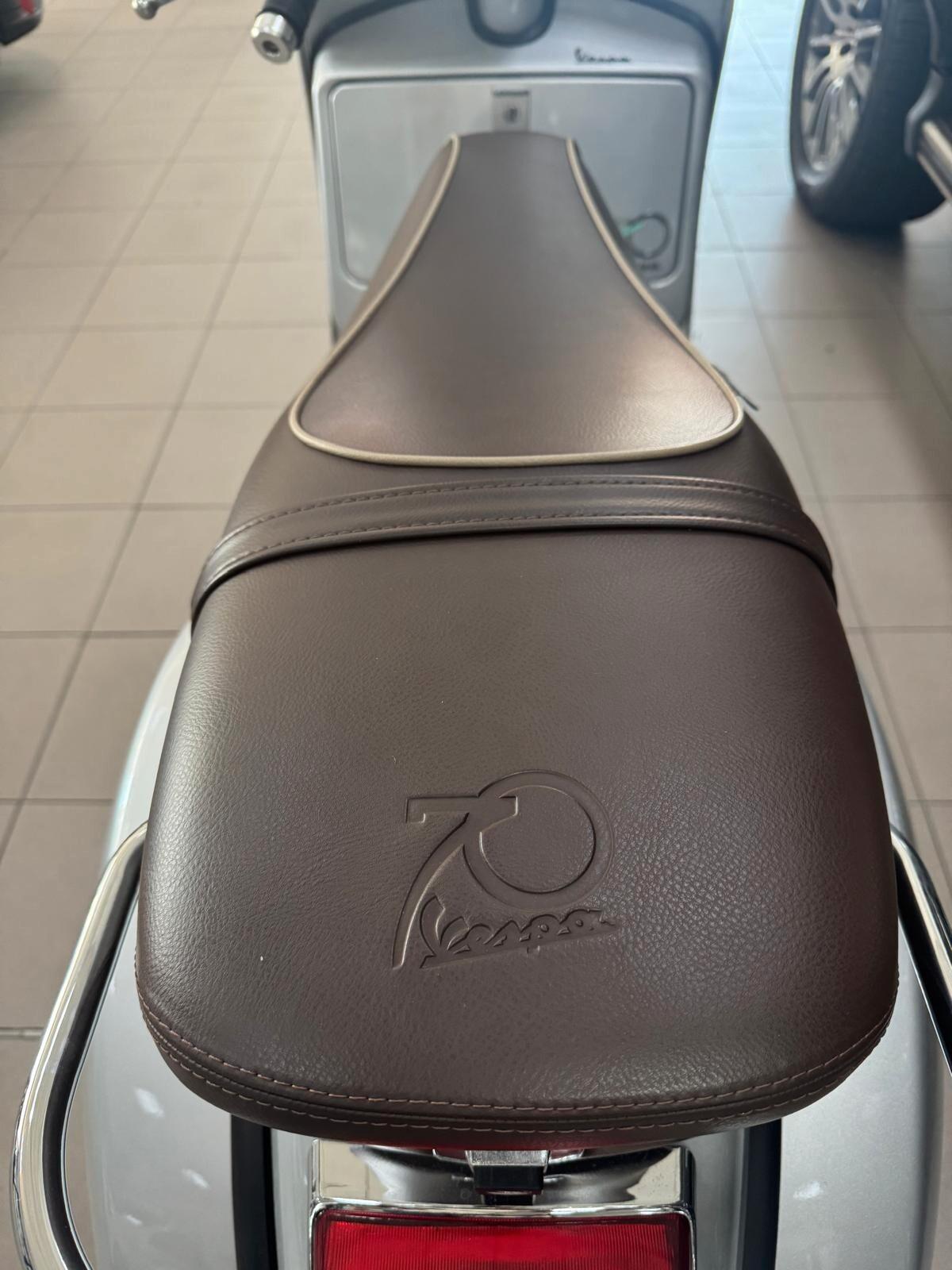 Piaggio Vespa 150 PX 70° ANNIVERSARIO SOLI 2.000 KM REALI PARI AL NUOVO!!!