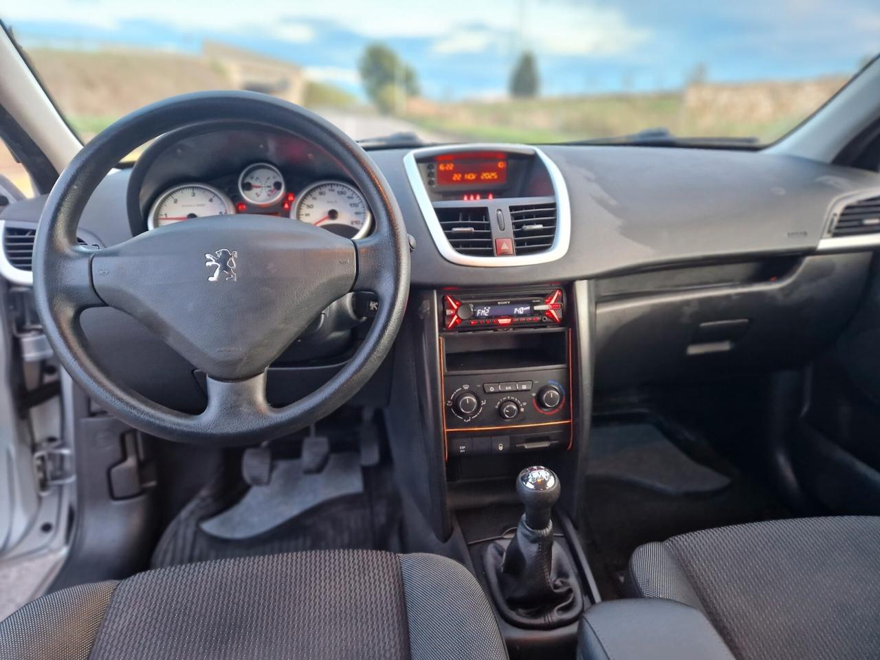 Peugeot 207 1.6 8V HDi 93CV SW Active