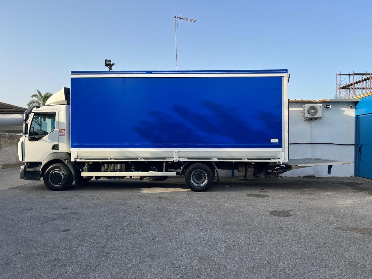 Renault midlum 140 -188 kw-c autom-centina/pedana -2014