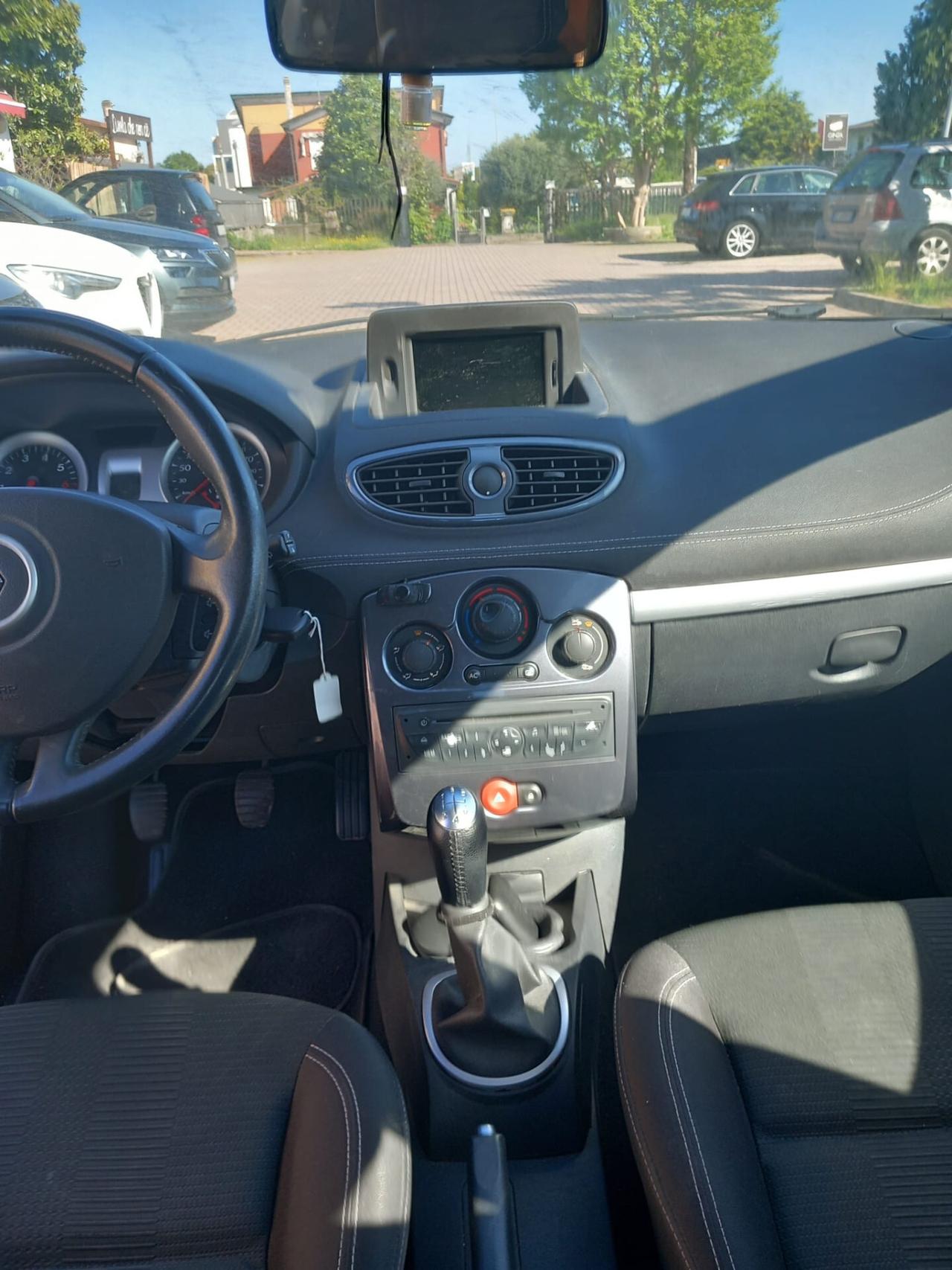 Renault Clio 1.2 16V 5 porte Confort
