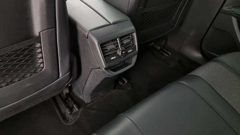 Peugeot 3008 3008 BlueHDi 130 S&S EAT8 Allure Pack