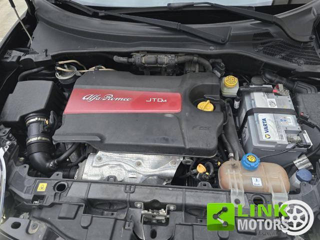 ALFA ROMEO MiTo 1.6 JTDm-2 S&S Distinctive Sport Pack