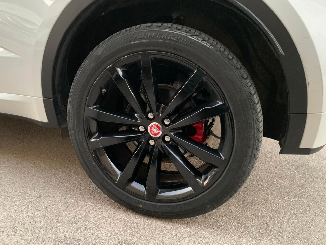 Jaguar E-Pace 2.0D 150 CV R-Dynamic