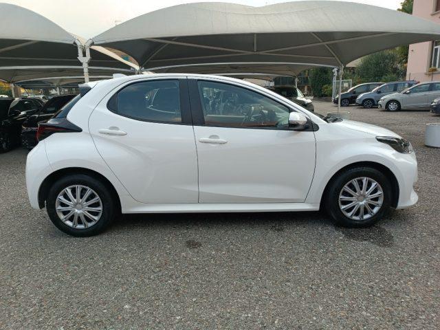 TOYOTA Yaris 1.0 5 porte Active