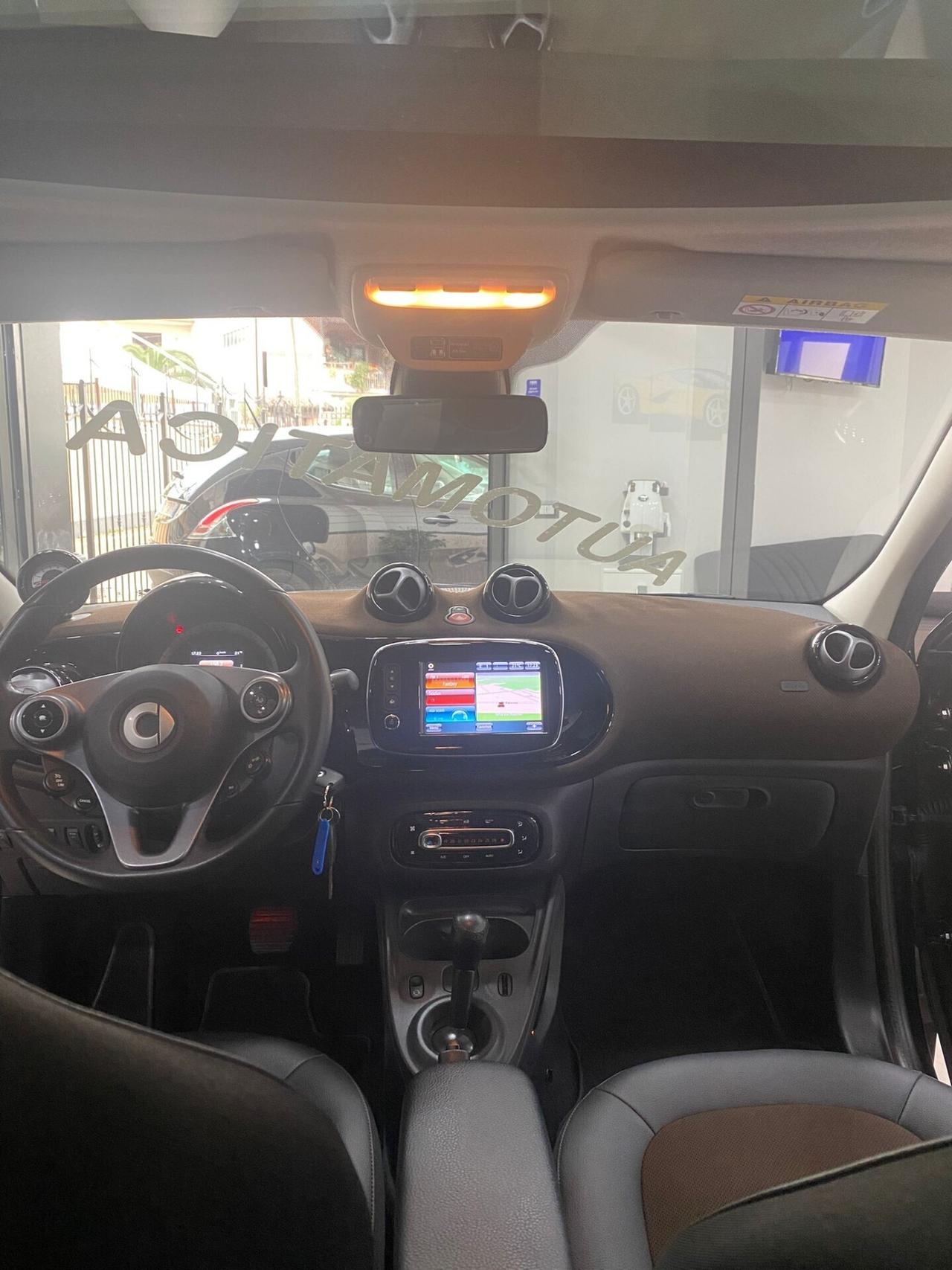 SMART FORFOUR 2019