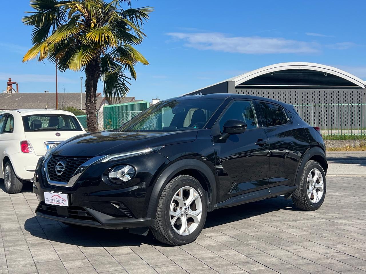 Nissan Juke 1.0 DIG-T 114 CV N-Connecta