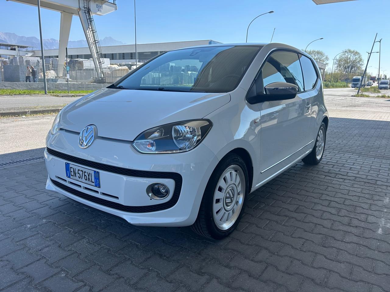 Volkswagen up! 1.0 75 CV 3p. high