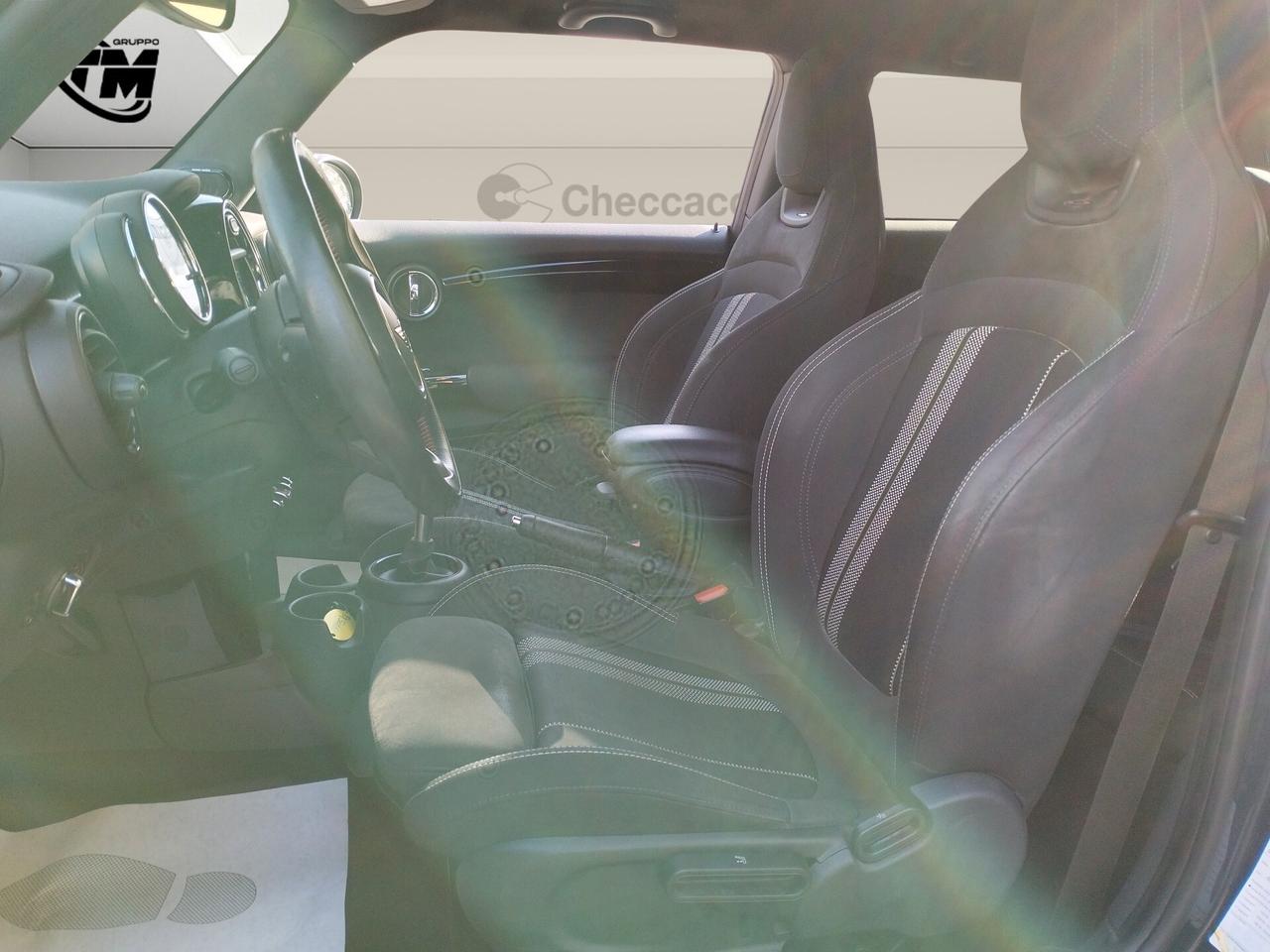 MINI John Cooper Works IV F56 2019 3p 2.0 Pro