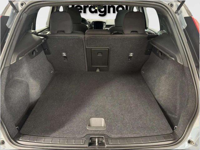 VOLVO XC40 RECHARGE PURE ELECTRIC SINGLE MOTOR FWD CORE AUTOM