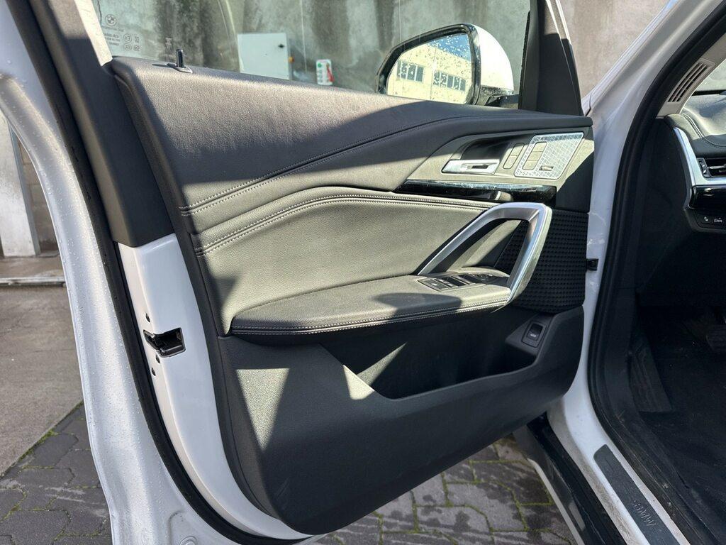 BMW X1 18 d X-Line Edition Signature sDrive DCT