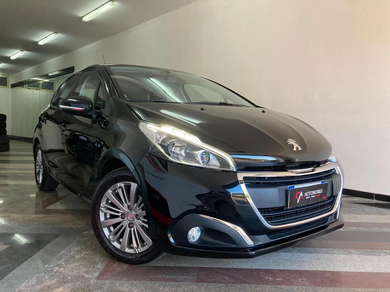 Peugeot 208 BlueHDi 75 5 porte Allure