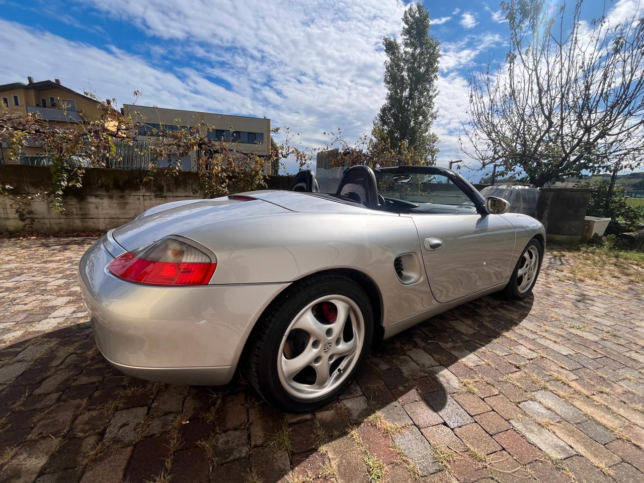 Porsche Boxster 2.5i 24V cat