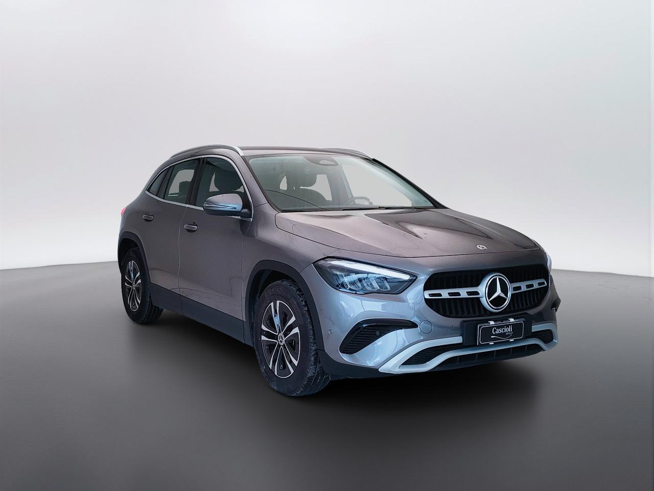 Mercedes-Benz GLA-H247 2023 - GLA 180 d Advanced auto