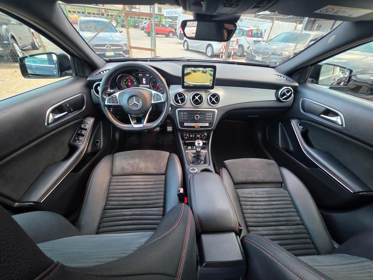 Mercedes-benz GLA 200 d Premium amg manuale