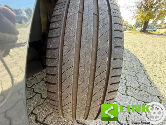 AUDI A1 citycarver 30 TFSI S tronic ST LINE NEOPATENTATI