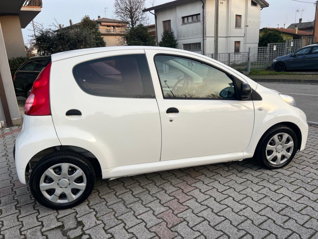 Peugeot 107 1.0 68CV 5p. Desir ok Neopatentati