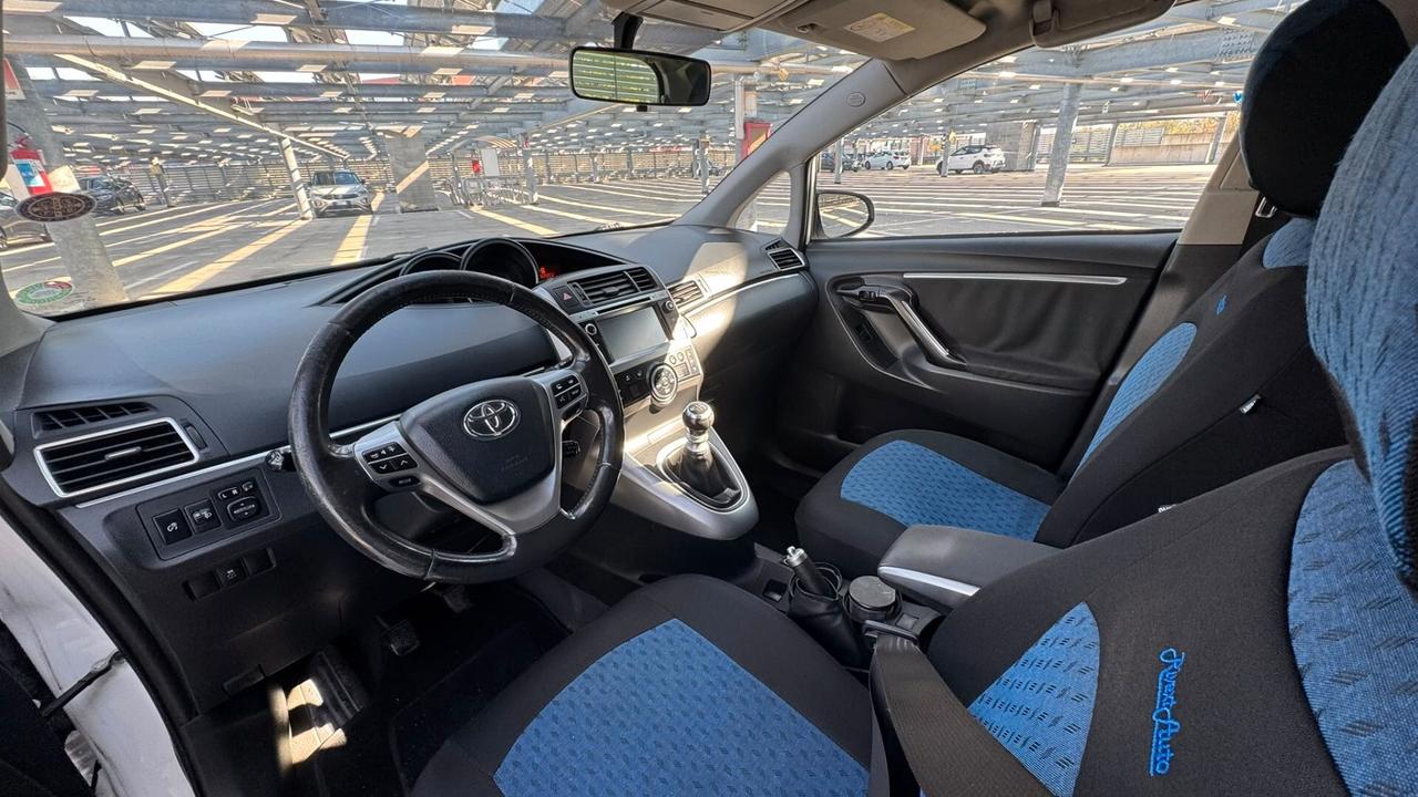 Toyota Verso 1.6 D-4D Style 7 posti