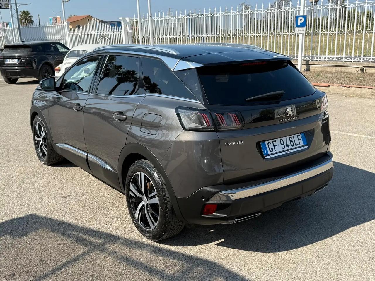 Peugeot 3008 Hybrid4 300 e-EAT8 GT Pack