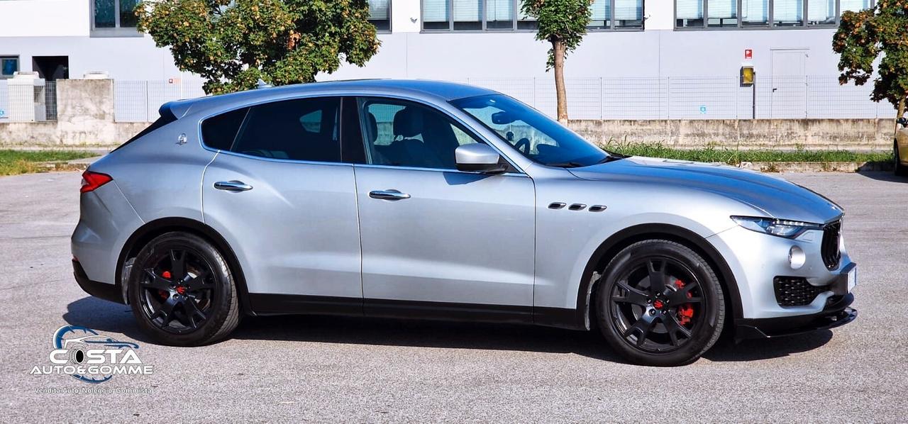 Maserati Levante V6 Diesel 275 CV AWD