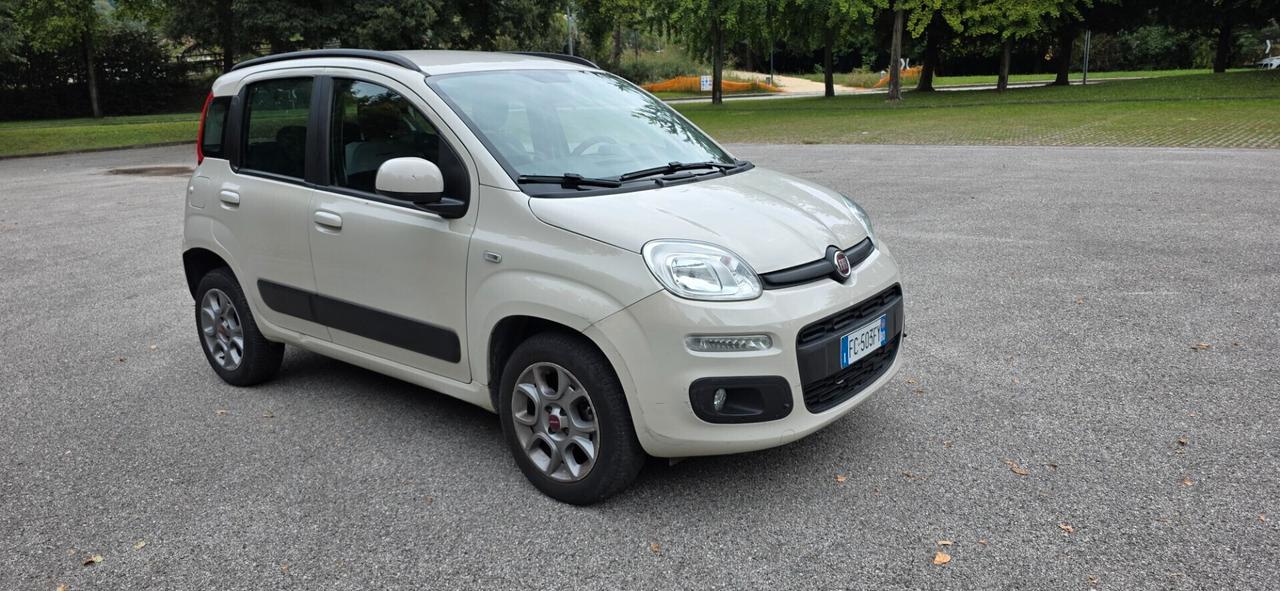 Fiat Panda 0.9 TwinAir Turbo Natural Power Lounge