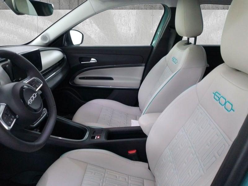 FIAT 600 1.2 hybrid La Prima 110cv auto