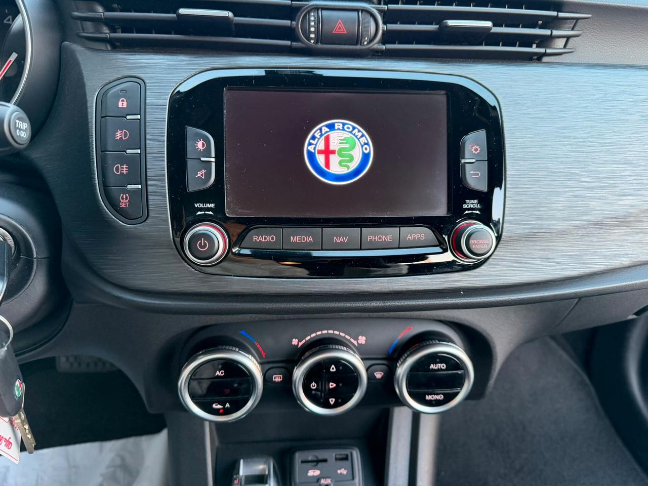 Alfa Romeo Giulietta 1.6 JTDm TCT 120 CV Business