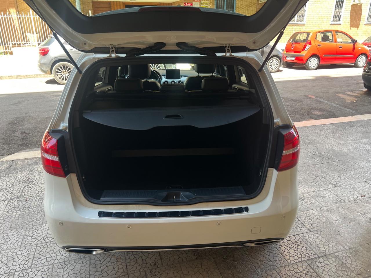 Mercedes-benz B 180 d Automatic Premium