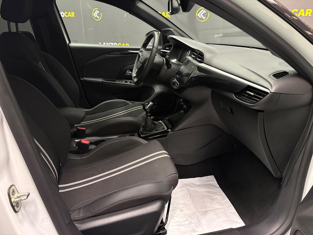 Opel Corsa 1.2 GS LINE