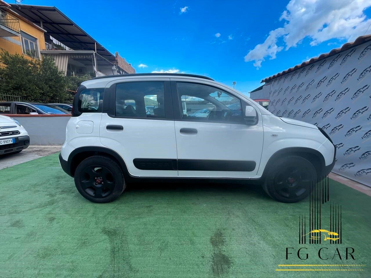 Fiat Panda 1.0 FireFly S&S Hybrid City Cross 12/2022