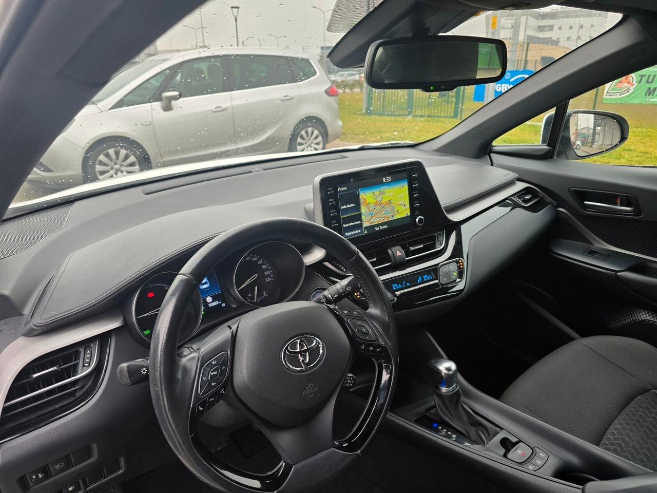 Toyota C-HR 1.8 Hybrid E-CVT Business