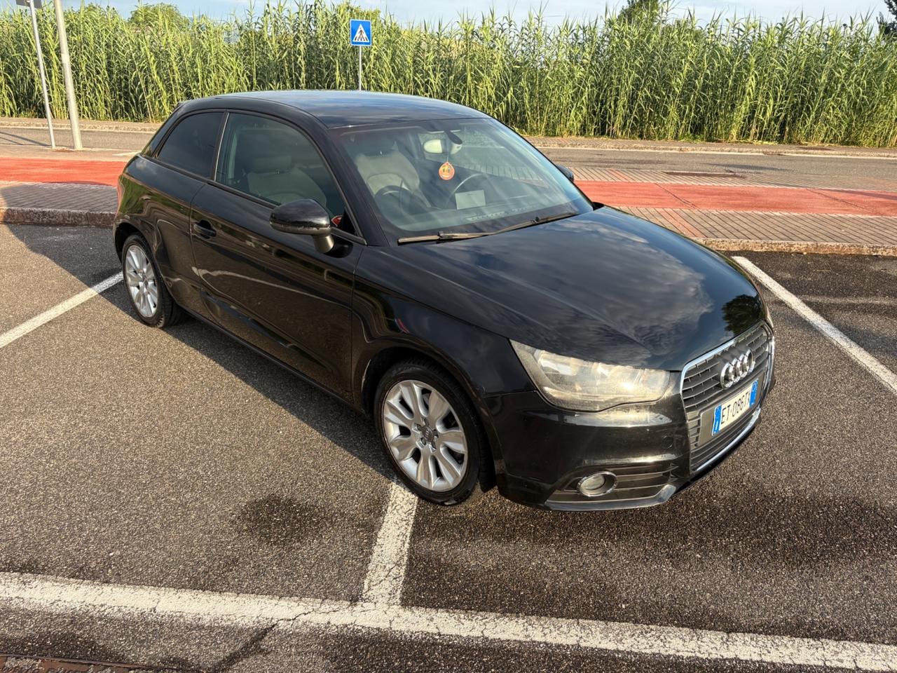Audi A1 1.6 TDI 105 CV*2014”XNEOPATENTATI”