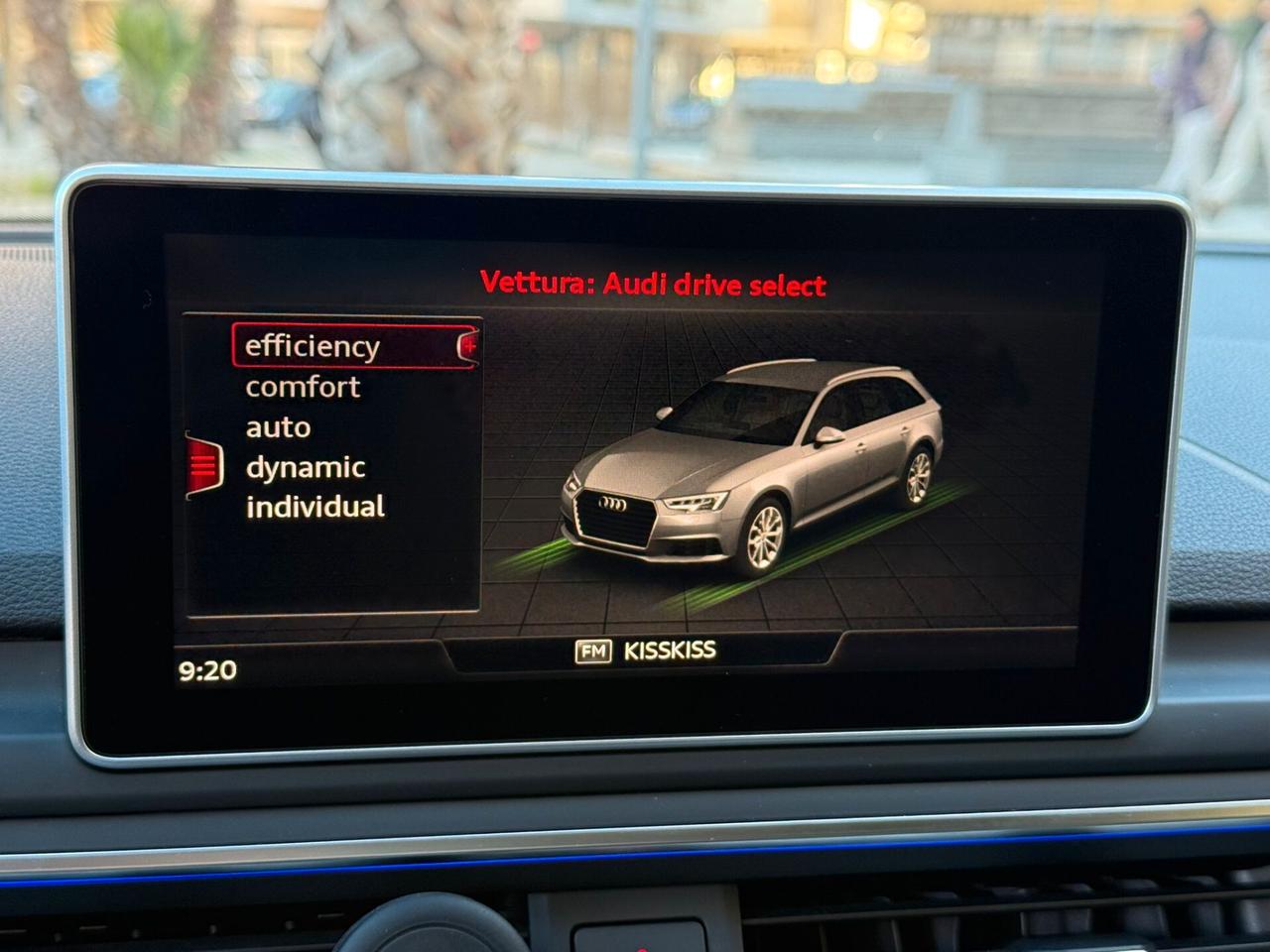 Audi A4 Avant 2.0 TDI 190 CV ultra S tronic S-Line