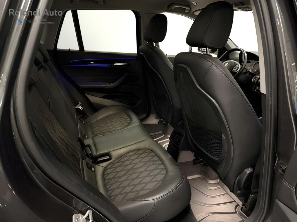 BMW X1 18 d xLine xDrive Steptronic