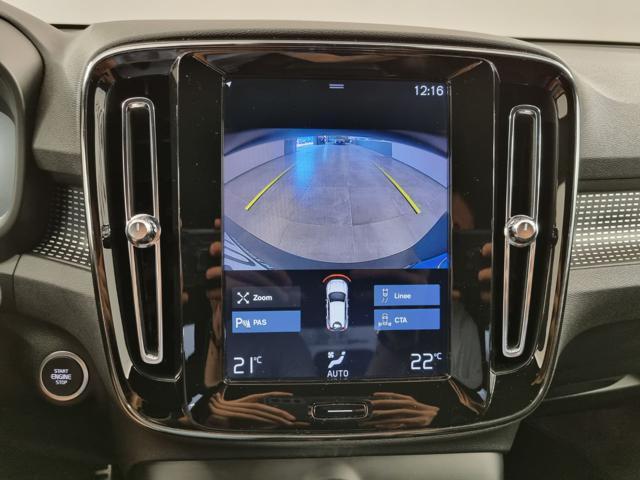VOLVO XC40 D3 R-design