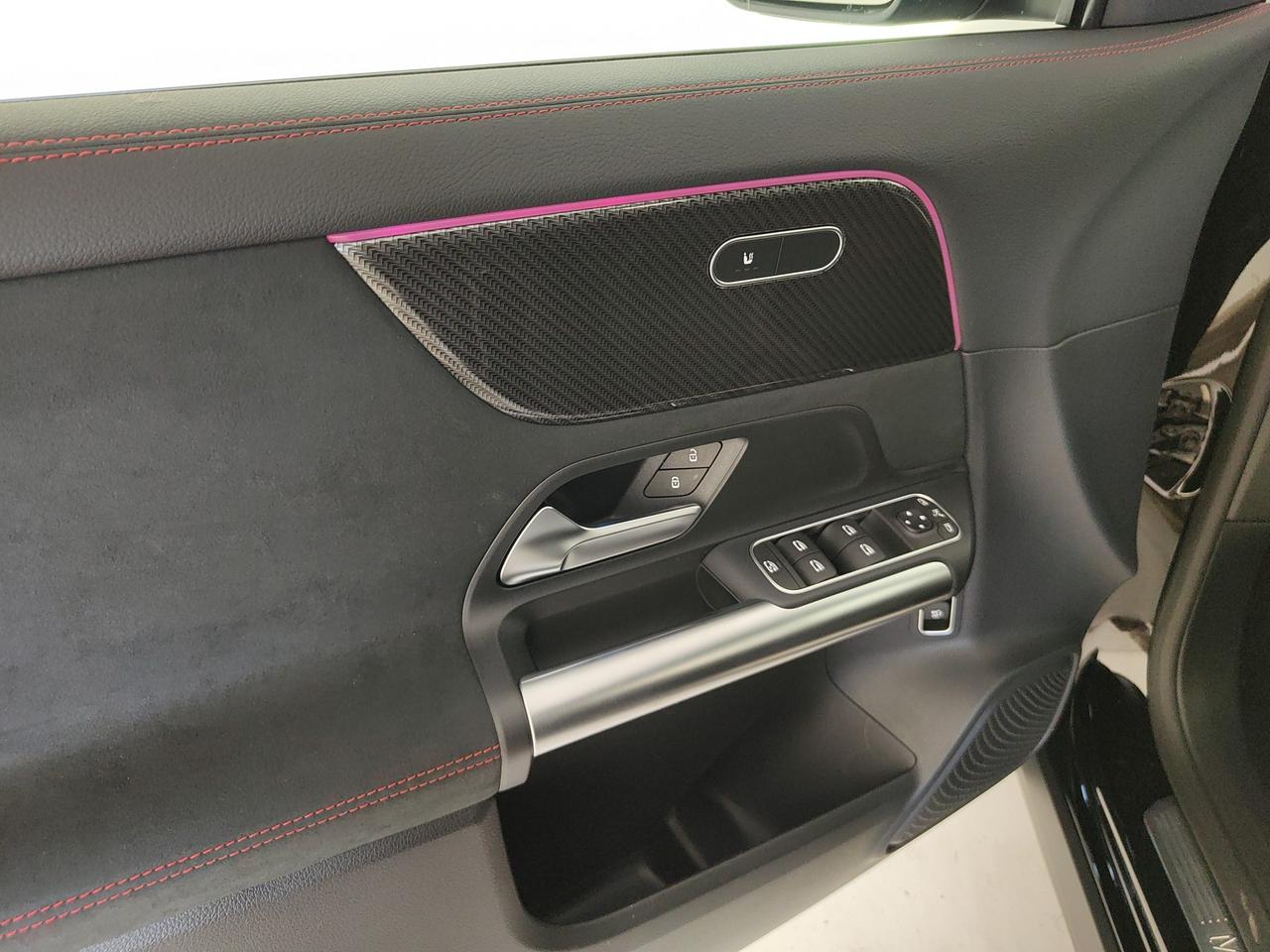 Mercedes-Benz GLA 180 d