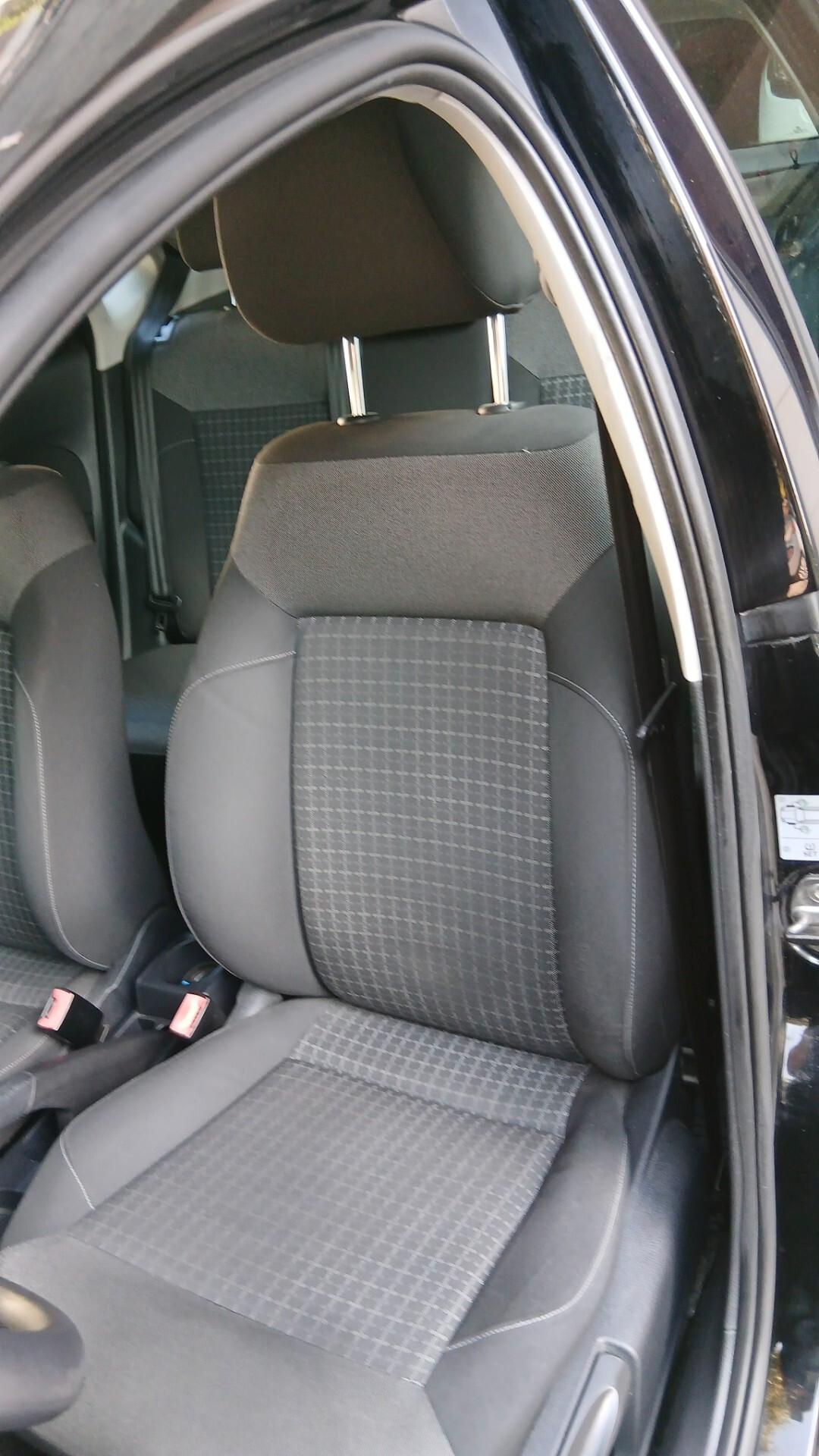 Volkswagen POLO 1.4 TDI PARI AL NUOVO