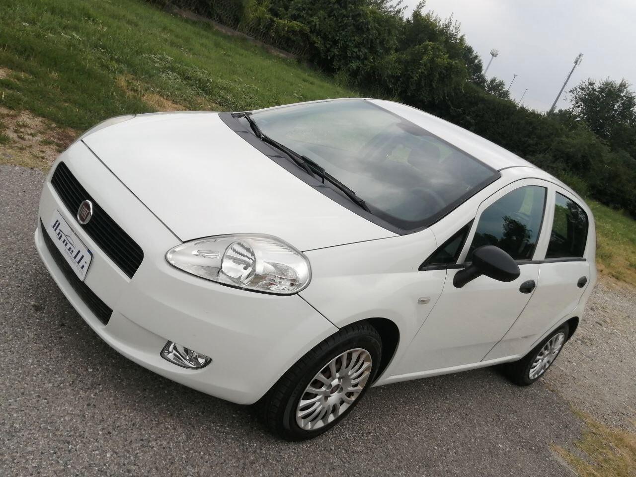 Fiat Grande Punto 1.3 MJT 75 cv 5P Neopatentati